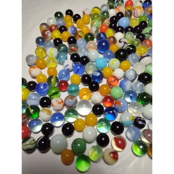 Lot of 224 Vintage Marbles Small Medium & Large Cat's Eye - Picture 8 of 16